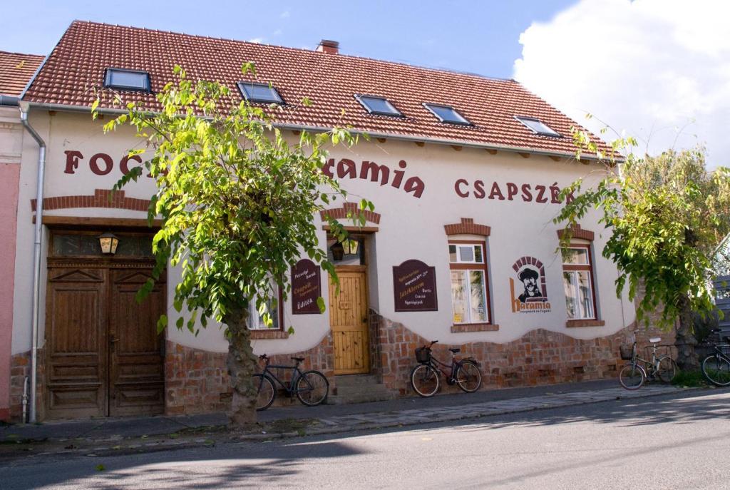 Hotel Haramia Csapszek Es Fogado Szombathely Exterior foto